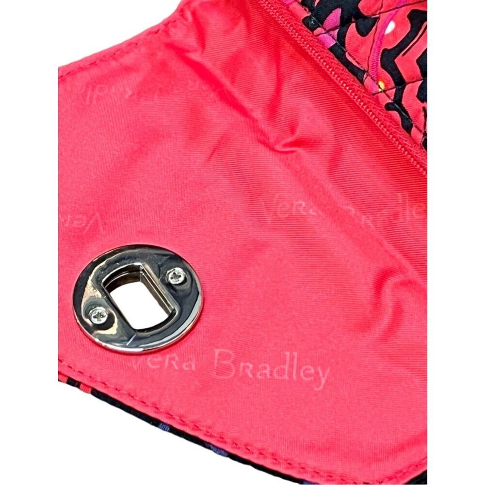 Vera Bradley Smartphone‎ Wrislet Twilight Paisley Turn Lock Wallet Colorful NWT - Picture 6 of 8